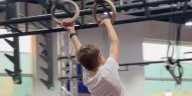 A student in the Pinpoint Fitness Grip & Swing Class